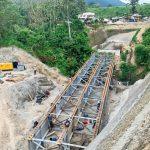 Prefectura avanza en la construcción del puente en Naranjal de los Chachis