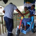 Humilde mujer de Bilsa recibe ayuda de la prefectura