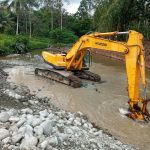 Prefectura realiza trabajos para evitar inundaciones en Colón Eloy
