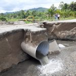 Prefectura interviene en vía que fue destruida por las lluvias en Chura