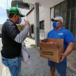 Prefectura continúa con la entrega de ayudas humanitarias