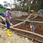Reinician los trabajos de construcción del nuevo puente sobre el estero quebrada del parto en Eloy Alfaro.