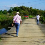 Prefectura de Esmeraldas construirá un nuevo puente en la parroquia Las Peñas.