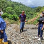 Prefectura de Esmeraldas continúa la atención de emergencias en la provincia.