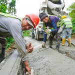 Se iniciaron trabajos de construcción de cunetas y bordillos en la vía Chaflú – Colombo – Santa Patricia.