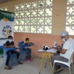 Prefectura de Esmeraldas pone a disposición unidades móviles para vacunación, toma de pruebas rápidas y personal técnico.