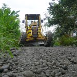 Mejoramos caminos rurales en el cantón Quinindé.