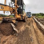 Iniciaron los trabajos de mejoramiento en la vía E15 - Santa Lucía de las Peñas - La Tola