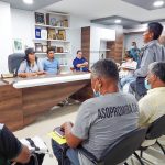 Prefectura de Esmeraldas y habitantes de la parroquia Alto Tambo, planifican proyecto de asfaltado de la vía Cristal, en el cantón San Lorenzo