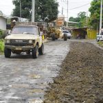 Prefectura realiza trabajos de mejoramiento en la vía Abdón Calderón – Galera en el cantón Atacames