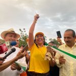 Prefecta de Esmeraldas inauguró asfaltado de la vía Brazo Largo – Nueva Esperanza – Herrera – Achicube, tramo 1