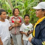 Prefectura de Esmeraldas realiza reforestación en la parroquia Quingue