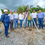<strong>2,7 millones para mejorar integralmente la vía Viche – El Albe – Cascada ‘La Chorrera’, gracias a la Prefectura de Esmeraldas.</strong>