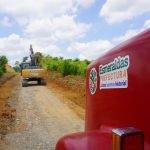 Prefectura de Esmeraldas inició el mejoramiento de la vía a nuevo Azuay, parroquia la unión del cantón Quinindé.
