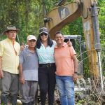 Prefecta de Esmeraldas inspeccionó la construcción de un pozo somero en “Loma Seca”, parroquia Camarones, cantón Esmeraldas.