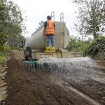 Mejoran las condiciones de vida de cientos de agricultores con el asfaltado de la vía El Mirador – Unión Manabita.