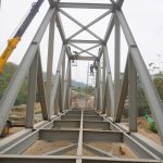 Prefectura sigue trabajando en la construcción del puente sobre el estero Pircuta