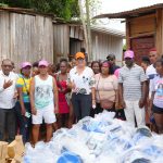 120 familias de Borbón reciben kits purificadores de agua como medida preventiva ante el invierno.