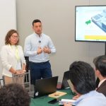 Prefectura de Esmeraldas impulsa proyecto de energía renovable para reducir su huella de carbono institucional.