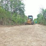 Prefectura de Esmeraldas mejora la conectividad rural del cantón Atacames.