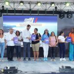 En Atacames se entregaron 102 títulos de propiedad y se oficializó la inversión de USD 1.33 millones para repotenciar el sistema sanitario de Atacames y Tonsupa.