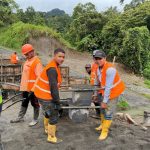 Prefectura de Esmeraldas fortalece la conectividad rural con obras que transforman la movilidad en Quinindé.