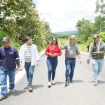 AUTORIDADES INSPECCIONAN AVANCE DE TRABAJOS EN LA VÍA CHONTADURO – CHUMUNDÉ