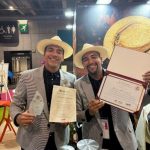 ESMERALDAS CONQUISTA PARÍS Y KARANA OBTIENE EL PRIMER LUGAR EN CONCURSO INTERNACIONAL DE CHOCOLATE